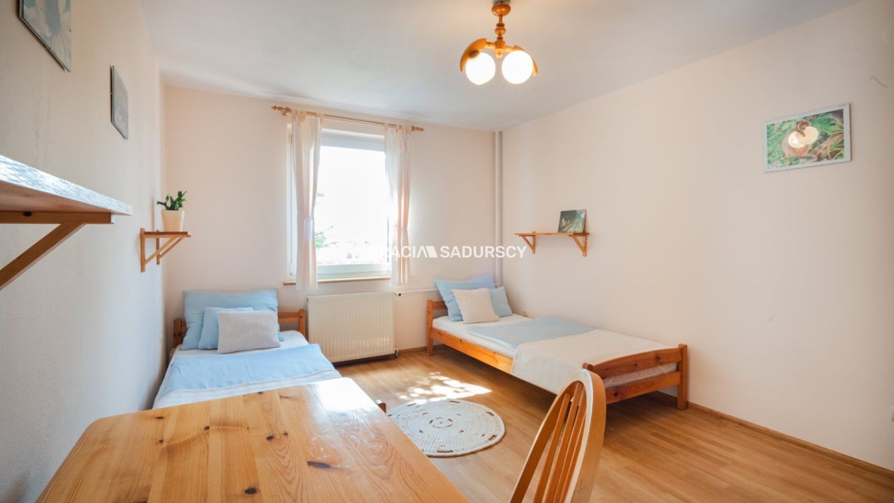 dom wolnostojący, 10 pokoi Łazy. Zdjęcie 15