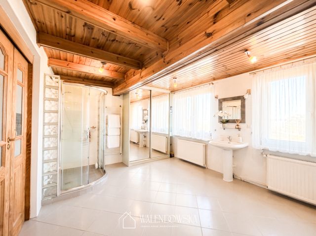 Mieszkanie 4-pokojowe Słupsk Centrum, ul. Ignacego Jana Paderewskiego. Zdjęcie 8