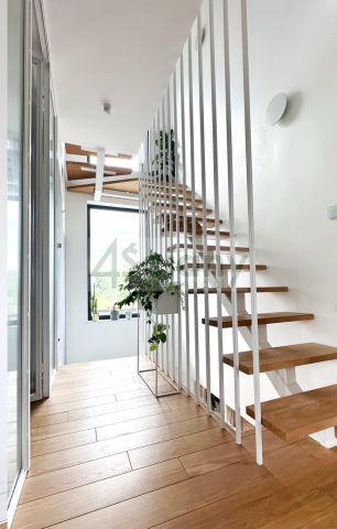 dom szeregowy, 5 pokoi Konstancin-Jeziorna. Zdjęcie 11