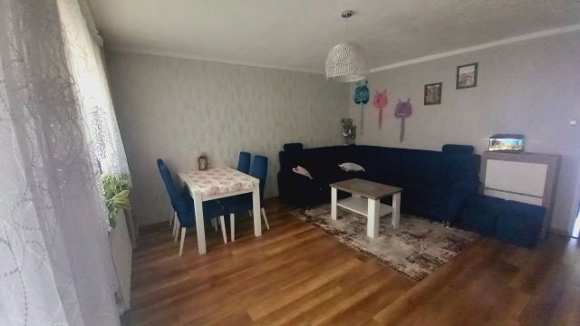 Mieszkanie 3-pokojowe Chojnów, ul. Bohaterów Powstania Warszawskiego. Zdjęcie 1