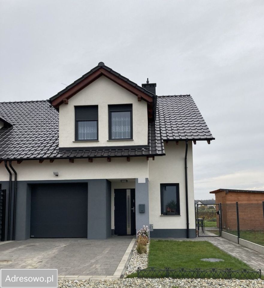 bliźniak, 5 pokoi Nowica. Zdjęcie 1