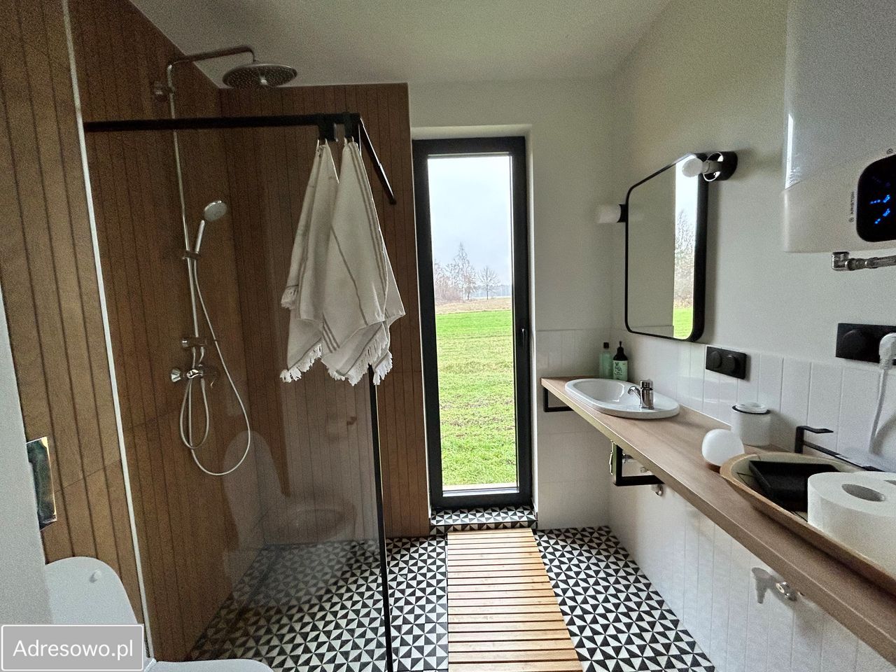 dom wolnostojący, 2 pokoje Stara Huta. Zdjęcie 10