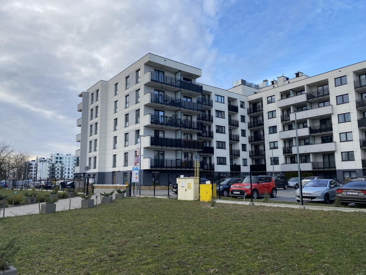 Mieszkanie 3-pokojowe Warszawa Nowe Włochy, ul. Równoległa