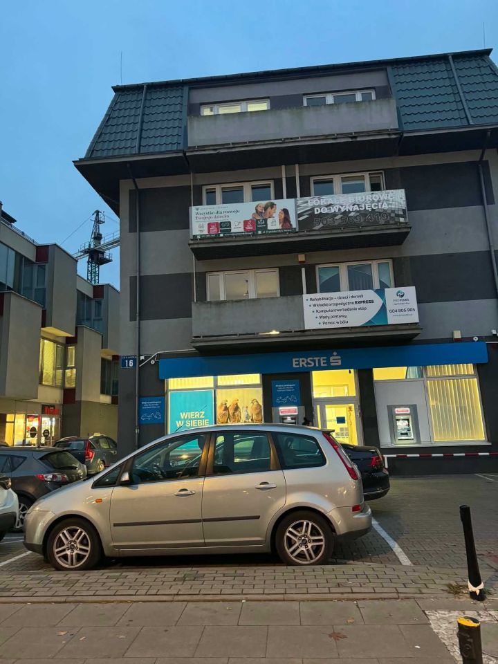 Biuro Warszawa Wawer, ul. Żegańska. Zdjęcie 1