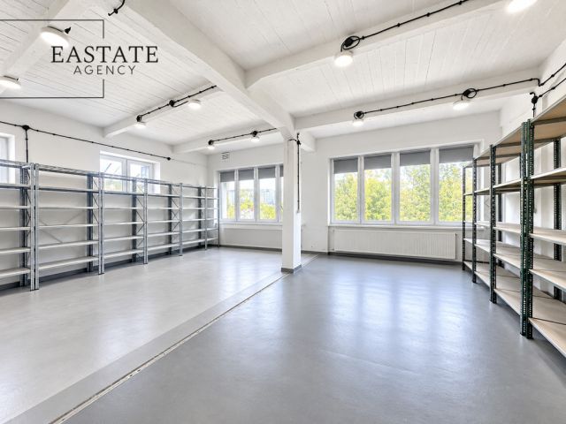 Hala/magazyn Warszawa Wola, al. Prymasa Tysiąclecia. Zdjęcie 1