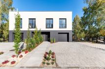 bliźniak, 5 pokoi Łódź Sikawa