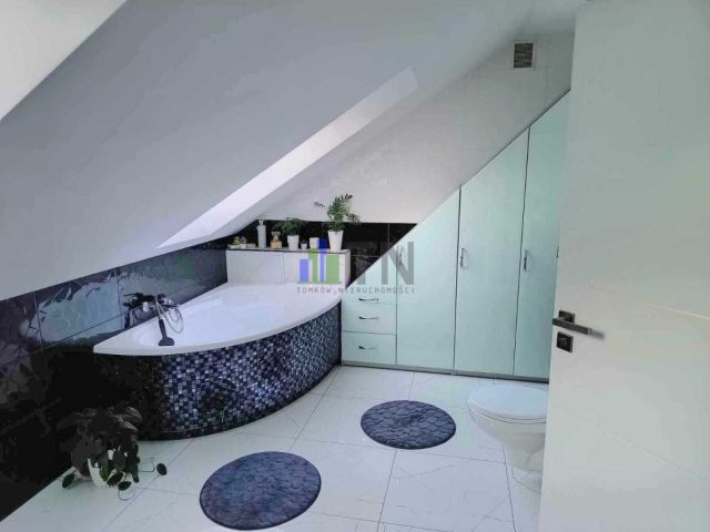 dom wolnostojący, 5 pokoi Chrząstawa Mała. Zdjęcie 11