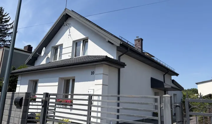 dom wolnostojący, 6 pokoi Zielonka