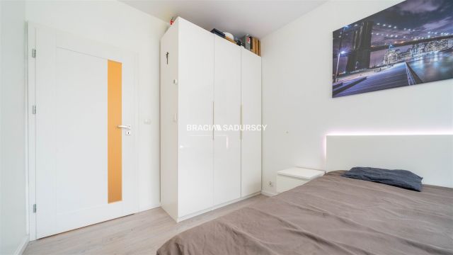 Mieszkanie 2-pokojowe Kraków Dębniki, ul. dr. Jana Piltza. Zdjęcie 11