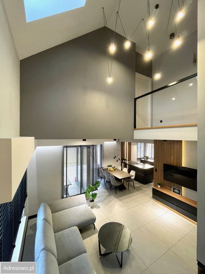 dom wolnostojący, 5 pokoi Myrcha. Zdjęcie 9