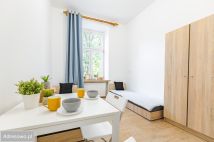 dom wolnostojący, 15 pokoi Łódź Olechów, ul. Wieńcowa. Zdjęcie 2