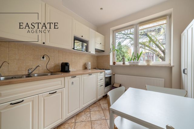 dom wolnostojący, 11 pokoi Warszawa Saska Kępa, ul. Genewska. Zdjęcie 16