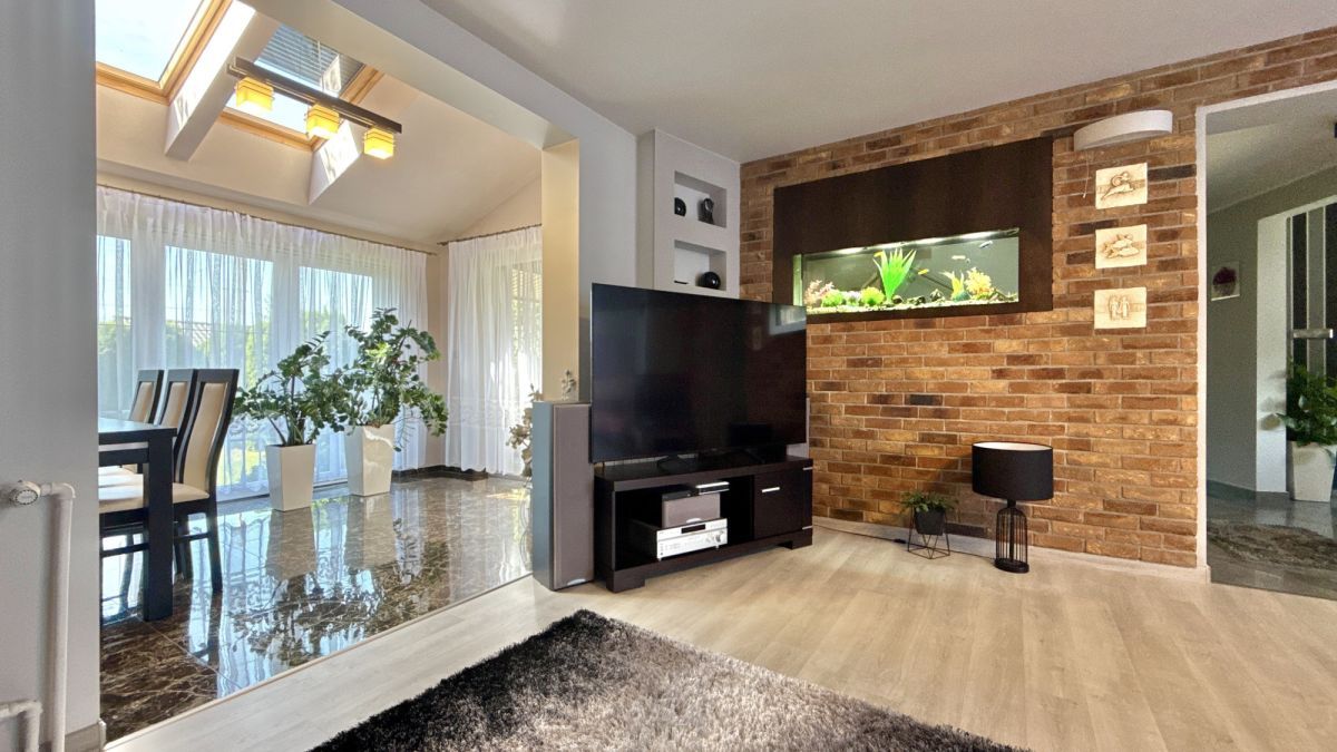 dom wolnostojący, 4 pokoje Zawiercie. Zdjęcie 3