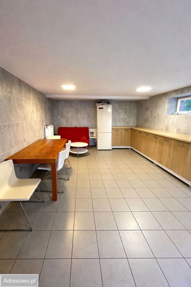 dom wolnostojący, 9 pokoi Uniejów, ul. J. Słowackiego. Zdjęcie 13