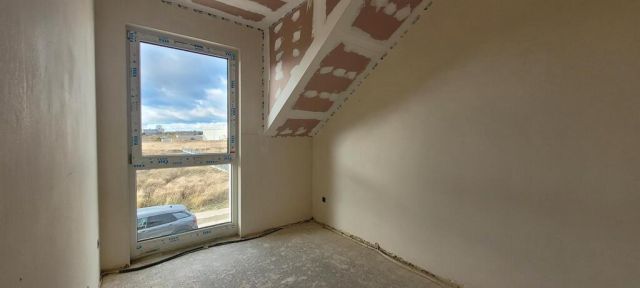 bliźniak, 5 pokoi Skarbimierzyce. Zdjęcie 6