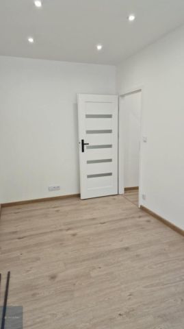 Mieszkanie 3-pokojowe Bytom Śródmieście, ul. Jana Smolenia. Zdjęcie 13