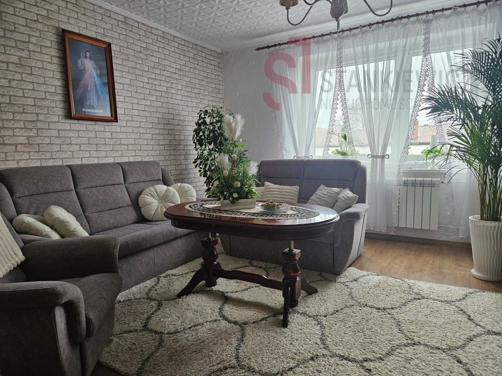 Mieszkanie 3-pokojowe Wyciążkowo. Zdjęcie 2
