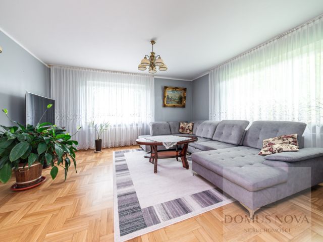 dom wolnostojący, 6 pokoi Halinów, ul. Powstania Styczniowego. Zdjęcie 2