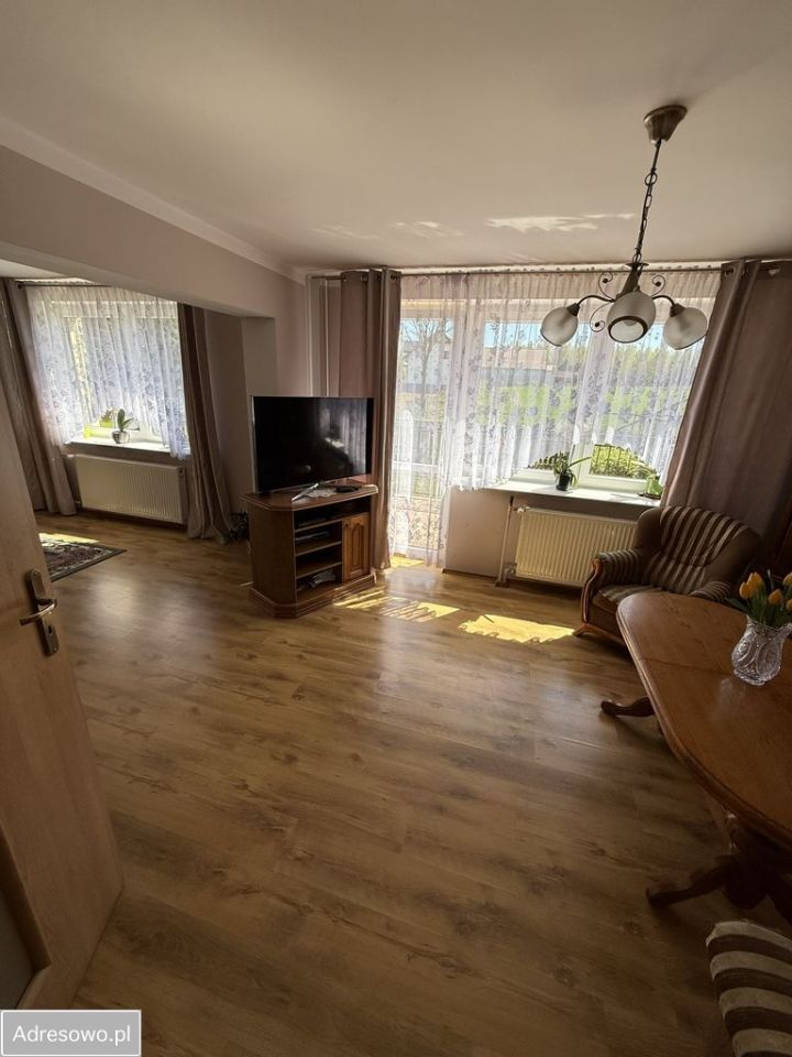 dom wolnostojący, 7 pokoi Wojciechów. Zdjęcie 10