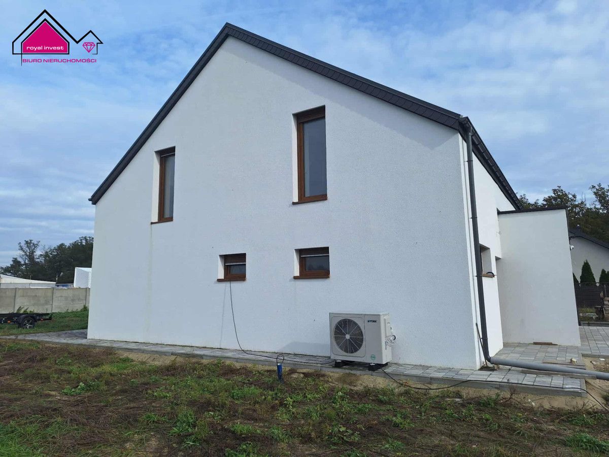 bliźniak, 3 pokoje Rumin. Zdjęcie 4