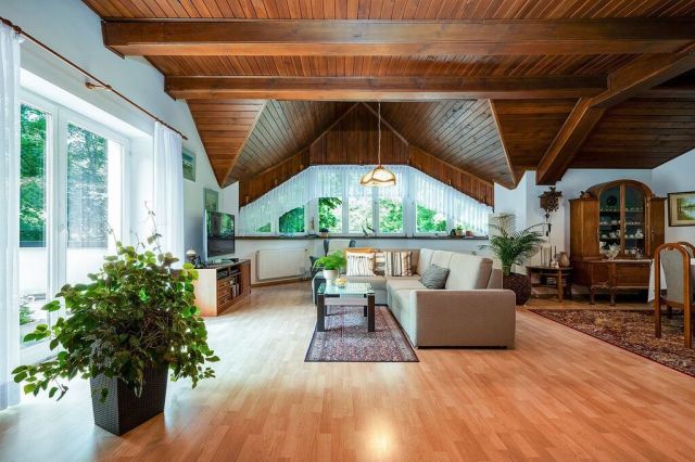 dom wolnostojący, 7 pokoi Łódź, ul. Folwarczna. Zdjęcie 3