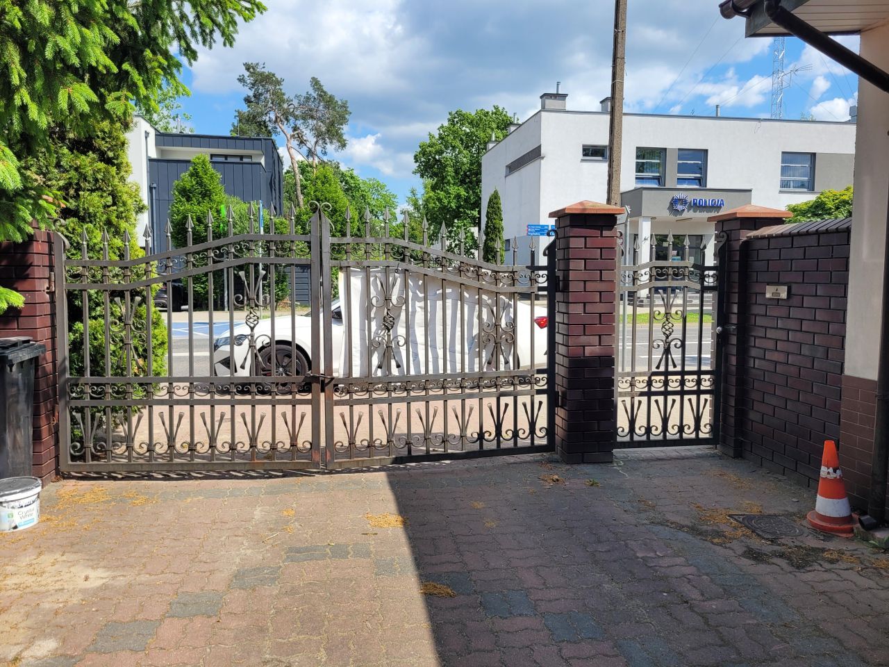 dom wolnostojący, 12 pokoi Warszawa Wesoła, ul. 1 Praskiego Pułku. Zdjęcie 22