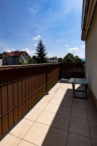 dom wolnostojący, 5 pokoi Wilkowice. Zdjęcie 18