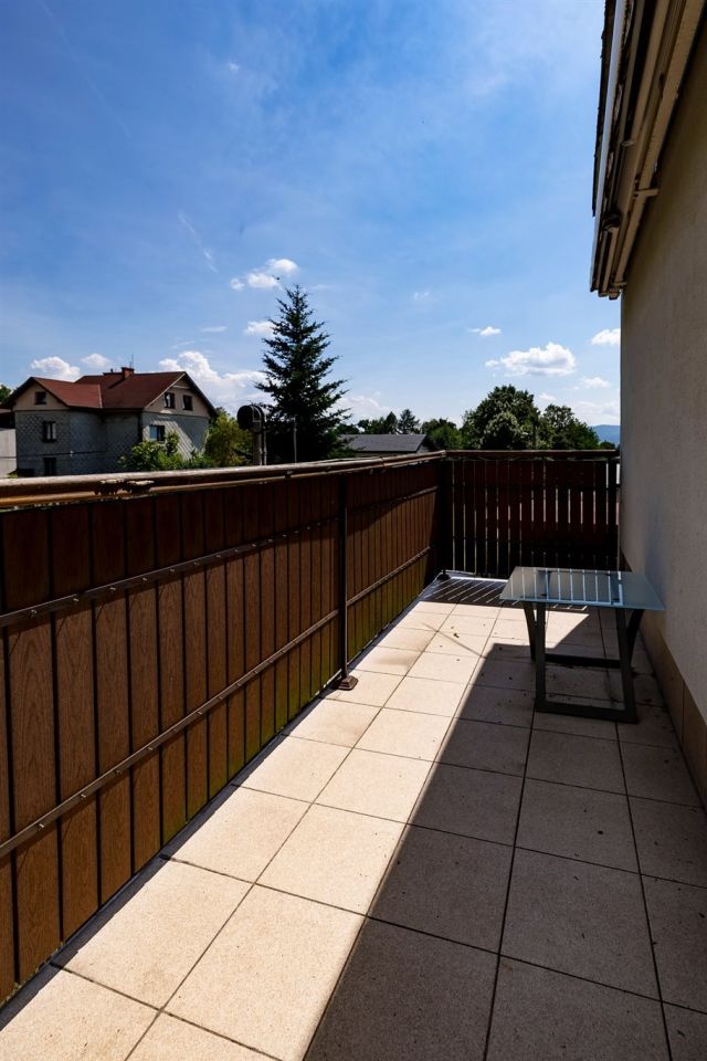 dom wolnostojący, 5 pokoi Wilkowice. Zdjęcie 18