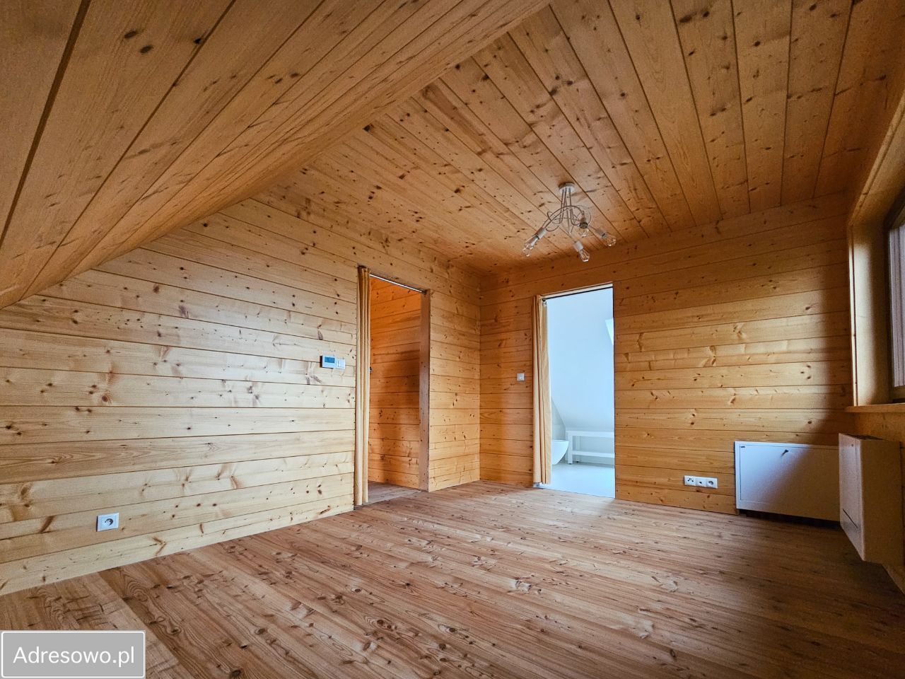 dom wolnostojący, 5 pokoi Ostrów. Zdjęcie 6