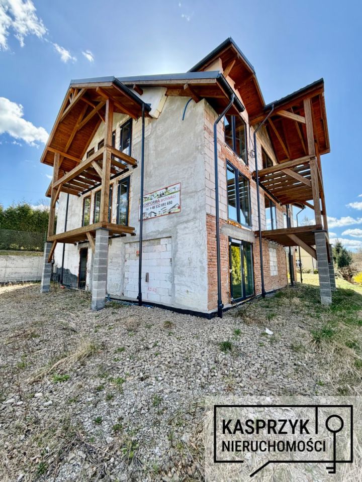 dom wolnostojący, 11 pokoi Iwonicz-Zdrój, ul. Kwiatowa. Zdjęcie 6