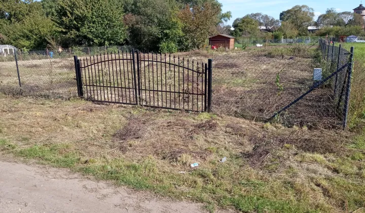 Działka rekreacyjna Trzebiatów, ul. Dworcowa