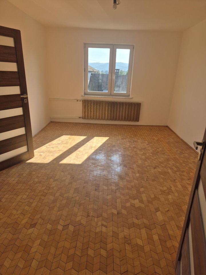 dom wolnostojący, 6 pokoi Łodygowice, ul. Jesionowa. Zdjęcie 10
