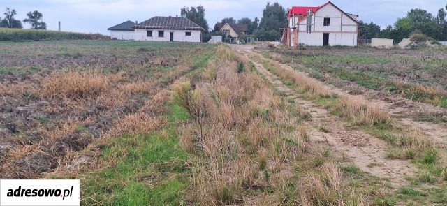 Działka budowlana Piotrów. Zdjęcie 1