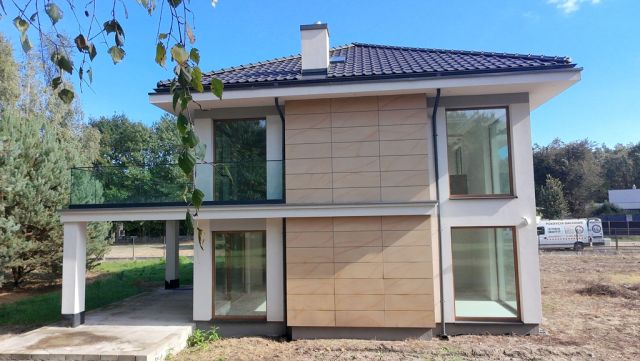 dom wolnostojący, 5 pokoi Złotokłos. Zdjęcie 1