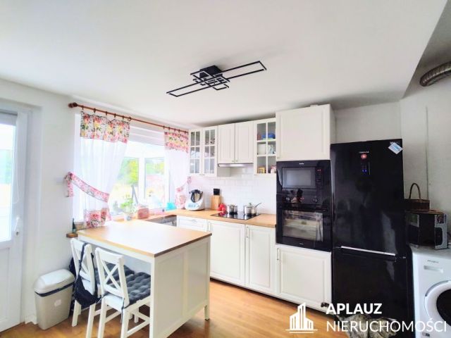 Mieszkanie 3-pokojowe Jelenia Góra. Zdjęcie 1