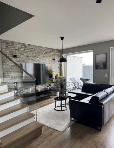 dom szeregowy, 4 pokoje Wrocław. Zdjęcie 1