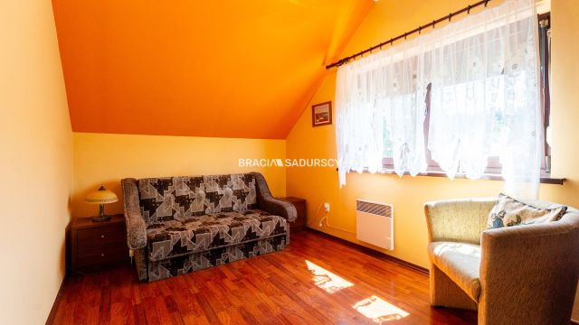 dom wolnostojący, 4 pokoje Brzeźnica. Zdjęcie 12