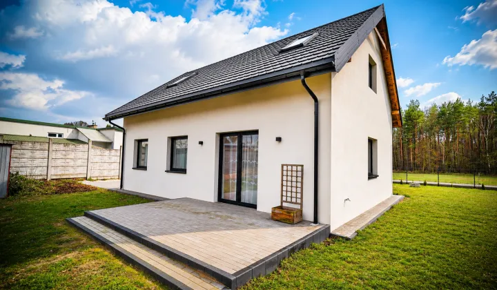 dom wolnostojący, 5 pokoi Mikanów