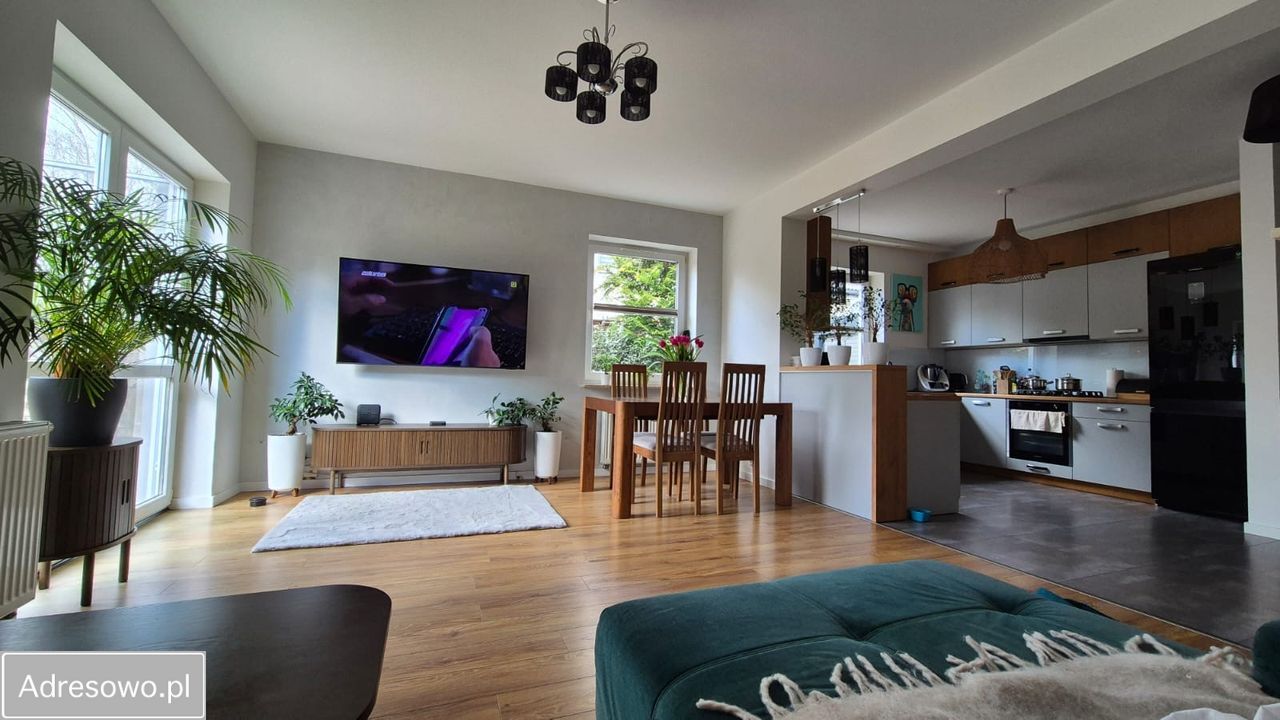 bliźniak, 5 pokoi Otrębusy, ul. Stokrotki. Zdjęcie 12