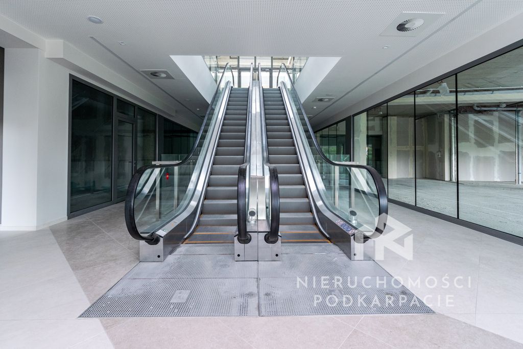 Lokal Rzeszów Śródmieście, ul. Fryderyka Szopena. Zdjęcie 14