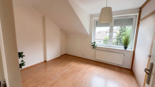 dom szeregowy, 4 pokoje Łomianki, ul. Stanisława Staszica. Zdjęcie 10