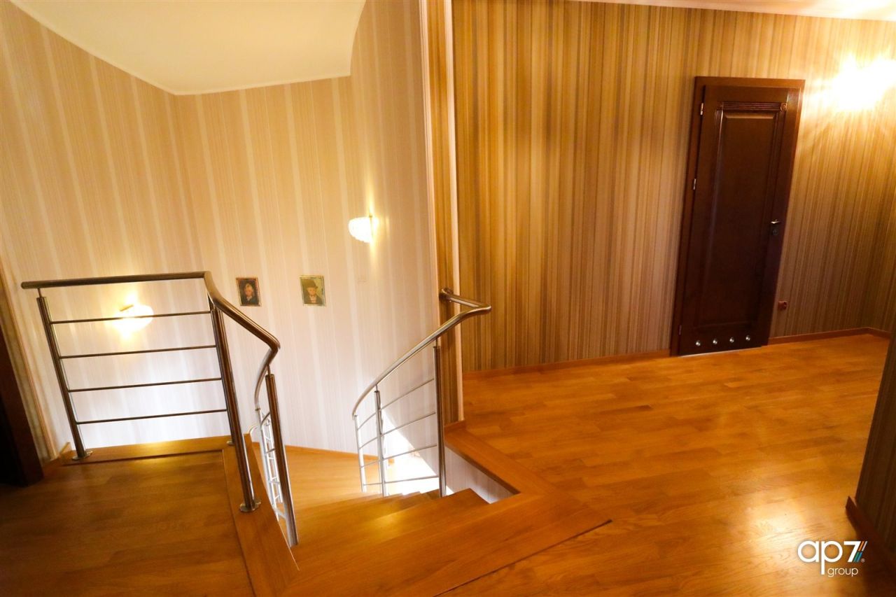 dom wolnostojący, 6 pokoi Myślenice. Zdjęcie 13