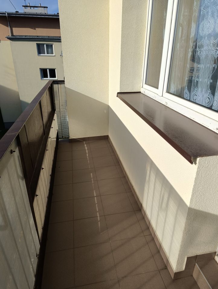 Mieszkanie 3-pokojowe Myszków Centrum, ul. Majora Sucharskiego. Zdjęcie 2