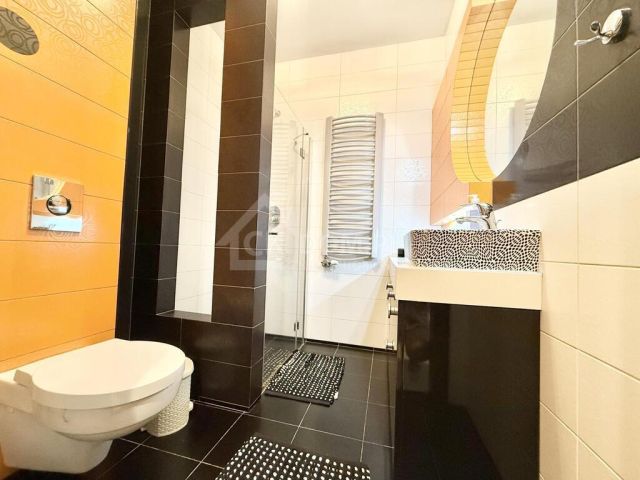 dom wolnostojący, 5 pokoi Wola Kopcowa. Zdjęcie 3