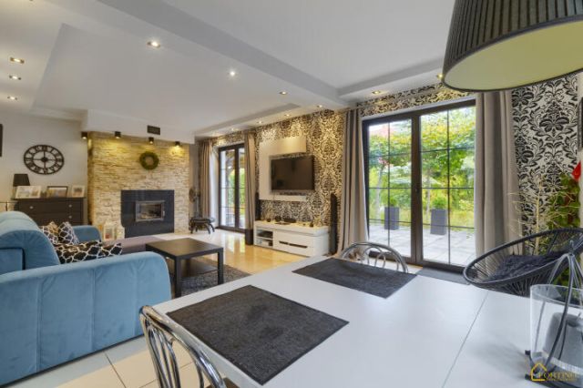 dom wolnostojący, 5 pokoi Stara Wieś. Zdjęcie 3