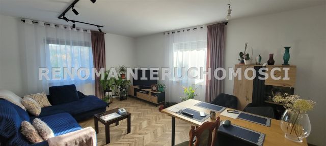 dom wolnostojący, 5 pokoi Wałbrzych, ul. Wałbrzyska. Zdjęcie 1