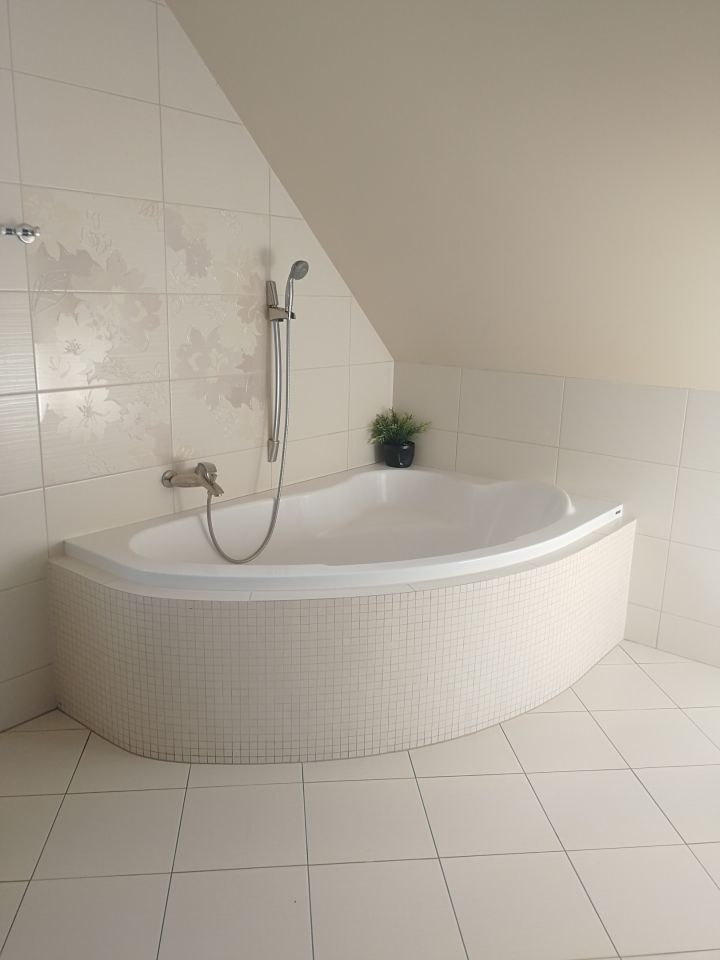 dom wolnostojący, 4 pokoje Ciężkowiczki. Zdjęcie 14