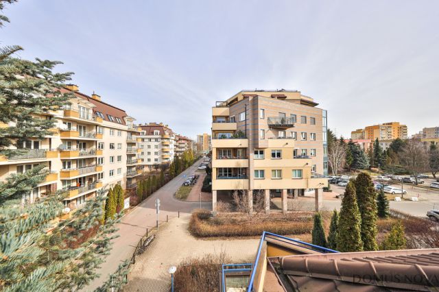 Mieszkanie 4-pokojowe Warszawa Ursynów, ul. Ksawerego Bronikowskiego. Zdjęcie 13