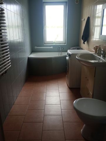 dom wolnostojący, 7 pokoi Rogowice. Zdjęcie 9