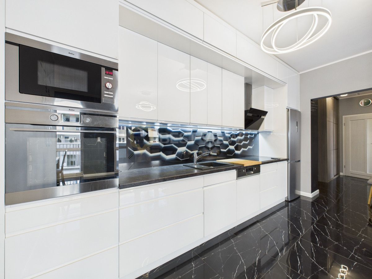 Mieszkanie 3-pokojowe Ząbki, ul. Powstańców. Zdjęcie 2